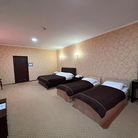 Golden Palace Aktau  Bagian luar foto