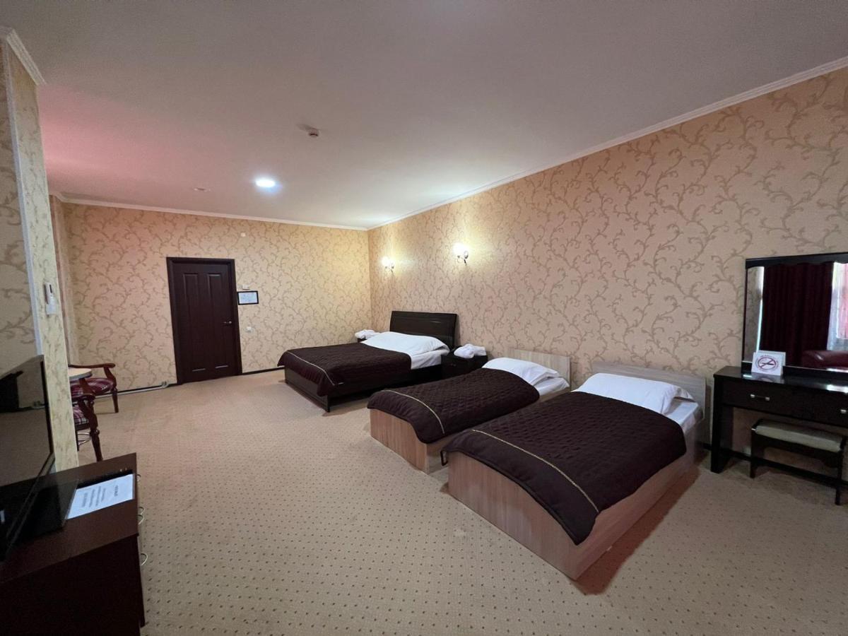 Golden Palace Aktau  Bagian luar foto